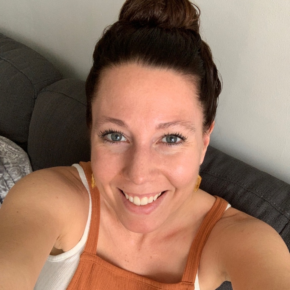 Meet your Posher, Brooke